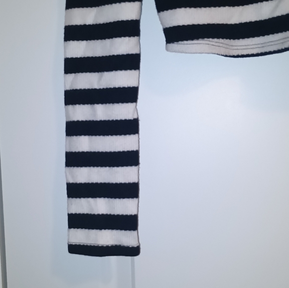 Forever 21 S Striped Cropped Sweater - Picture 2 of 5